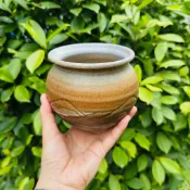 小盆良室【台灣鶯歌陶盆】招財聚寶盆 風水/ 送禮 陶盆 花器 手拉胚 / 銅錢草 開運竹 水晶 水耕
