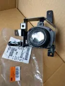TNS 三菱 SPACE GEAR 97 98 霧燈 正廠 新品 乘客右邊 特價850