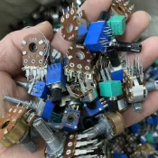🔥免運🔥混裝雜功放音響電位器 長短柄單雙聯腳電位器 K8UJ