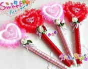 愛心蕾絲金色簽名筆 金桌簽名筆 /婚禮簽到筆/ 婚禮小物 /二次進場 /送客喜糖 甜蜜遇見愛❤