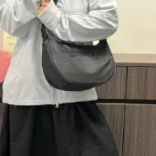 【熱賣好物】新款森系女士大容量單肩包原創時尚百搭慵懶風尼龍布包餃子包通用【109X】