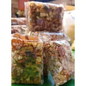 不甜不膩~~黑糖五穀雜糧堅果沙其馬.老少咸宜
