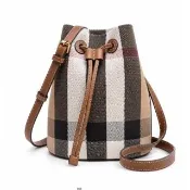 【BURBERRY 巴寶莉】經典格紋帆布束口水桶包(灰褐色/棕色)