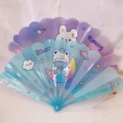 臺灣現/🎀扇子 古風扇 清涼扇摺疊扇子可愛方便攜帶扇兒童寶寶可摺疊塑料卡通七折扇高顏值夏天