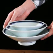 協貿國際日用品生活6館 陶瓷碗日式斗笠拉面面館會所湯碗大號沙拉碗簡約復古釉下藍邊餐具