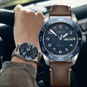 【VICTORINOX 瑞士維氏】Swiss Army 戶外休閒 時尚腕錶 男錶 手錶-42mm(VISA-242040)