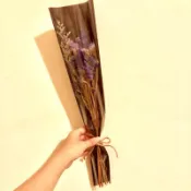 Choco’s 《現貨供應》畢業花束🎓畢業季必備 雙色星辰（花語：勿忘我）+卡斯比亞