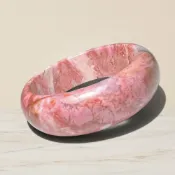 (店+)收藏級 全粉玉化｜老礦原礦｜內徑 59 mm   粉紅礦石 手環 心輪寶石 薔薇輝 玫瑰石 手鐲