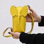 LOEWE Elephant Pocket 經典大象造型小牛皮扣式斜背手機包(黃)