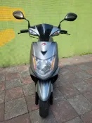 2012年光陽VP125碟剎流線型好騎便宜代步車優惠中