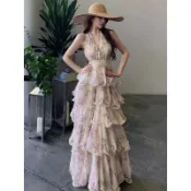【掛脖露背碎花長裙】度假洋裝 海邊洋裝 海島洋裝 渡假洋裝 連身裙 長裙 沙灘長裙 蛋糕裙 丁達爾裙 粉色碎花 掛脖露背