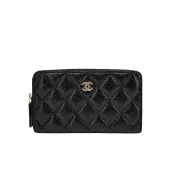 【CHANEL 香奈兒】展示品 金雙C Logo菱格粒紋牛皮拉鍊中夾(AP0226-黑)