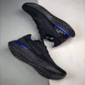 Nike Epic React Flyknit (黑底藍條）