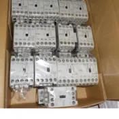 日本 三菱 電磁接觸器 S-T10 S-T12 S-T20 SR-T9