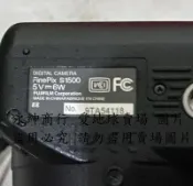 二手市面稀少日本FUJIFILM Finepix s1500  類單眼相機(初步測試可以拍照但狀況如圖當收藏/裝飾品