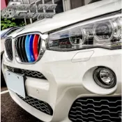現貨 @ BMW X3 F25 水箱護罩三色飾條 水箱遮罩飾條 三色卡扣 寶馬鼻頭中網改裝配件 M款