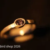 Pinkoi 代購 - 【亞歷山大變石系變色】微螢光變色藍寶石．銀戒指【暮葉】