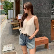 正韓【預購】女生素面針織領扣綁帶設計無袖背心上衣 乳白 紅 黑【08.14】東大門-M17882