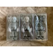 單售 Kaws Companion 2016 Open Edition Brown Grey Black