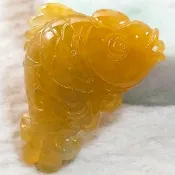 🐠富貴有餘🐠天然緬甸玉 A貨翡翠-黃翡 立體精雕 金魚【92jade 就愛翡翠】翡翠金魚 金魚玉佩玉墬項鍊墬 現貨特惠