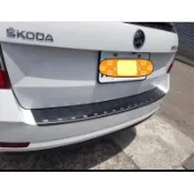 Skoda Octavia Combi 護板