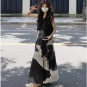 長版洋裝 連衣裙 黑色長裙 背心裙 新中式V領水墨寬鬆無袖背心裙 時尚氣質 韓系穿搭夏天 小眾 中國風