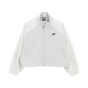 【NEW BALANCE】NB 外套 女 運動風衣外套 美規 灰 WJ61B2PYGYM