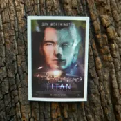 《末世異種》THE TITAN Sticker 貼紙