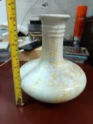 石灣窯結晶釉瓶，蘭鈞釉，出口創匯時期的瓷品，底部有一塊飛皮，品相如圖。