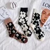 【現貨】✿ 芬蘭 marimekko ✿ 同款 自製版 罌粟花襪子 北歐風  黑/白/咖3色 襪子 中筒襪 日系感襪子