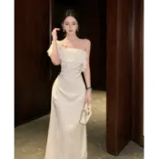 YIFENZI 洋裝✨實拍 純欲風緞面魚尾連衣裙一裙多穿高階晚禮長裙 時尚抹胸連衣裙 修身花邊白色洋裝 氣質露肩長裙