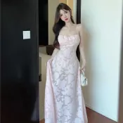 柚里 ‍ 性感洋裝 鏤空洋裝 修身洋裝 純欲洋裝 露背洋裝 辣妹洋裝 包臀洋裝 法式洋裝 顯瘦洋裝