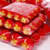銀聯網日用品生活館 紅燈籠吊掛飾懸掛小燈紅色簡約房間植絨用品場景春節裝飾布置吊飾1入