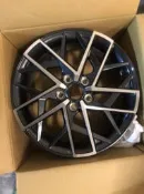 現代Elantra sport 17吋圈
