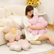 全球選品1館 生活百貨 ins花瓣抱枕花朵女生床頭靠枕沙發靠墊太陽花飄窗坐墊兒童地板墊