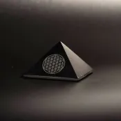生命之花舒俱來石金字塔