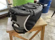 ~騎車趣~ 全新LOTUS腳踏車貨架專用包 貨架包 後貨包 貨架上袋 貨架袋 魔鬼沾固定式