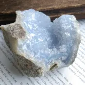 Chalcedony 馬達加斯加產地 藍玉髓 藍紋瑪瑙 天然礦石 原礦