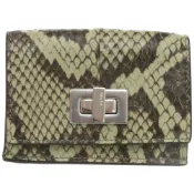 【DOKODEMO】成色極佳的 Fendi Peekaboo 8M0426 蟒蛇紋綠色三折錢包，綠色 0831 [二手] FENDI