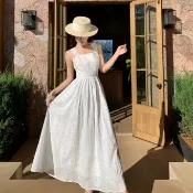 韓版旅行度假性感米白色雪紡吊帶長裙女裝緊身露背綁帶蕾絲拼接無袖中長款A字洋裝