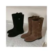 (店+)👢復古金扣麂皮中靴長靴・中靴黑23現貨 / 低跟靴款・秋冬推薦｜韓國代購直播推薦款・全館免運〃HITOMI〃