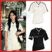 【特價 爆款】✌️愛迪達 阿迪達經典潮牌☀️設計感刺繡短袖T恤女夏季新款條紋V领收腰复古足球风修身短款T恤小蛮腰上衣
