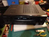 Kenwood KR-V5560 音響擴大機 （出聲不穩定且無收音訊號）【外觀完整、附遙控器 】（零件機）