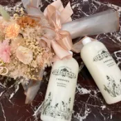 美樂家-《現貨不用等》茶樹精油（白色）洗髮乳；家庭號946ml；單雙瓶，每單最多4瓶 超重無法出貨 2026/09