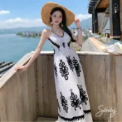圖騰綁脖吊帶罩杯長洋【30902】春夏新款民族風渡假出遊海邊沙灘細肩帶連身洋裝 連身裙連衣裙 Sandy33