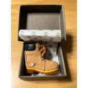 Timberland usb 隨身碟 限量 經典黃靴 4G 聽音樂 全新 正品 外觀並非完美 可聊聊參考圖片