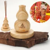 (店+)【晨豐商行】紐西蘭松木大)招財進寶/開口胖胖型葫蘆(12.5cm)中國結天然香葫蘆/拜天公/令旗葫蘆座/令旗座(插香葫蘆