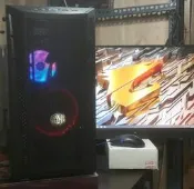 Taipei Golden **頂級-i7-7700主機* D4-32G **1050-**M2+1TB硬碟**
