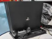 網拍唯一 疾速大容量 2TB SSD PS4 PRO CUH-7071B 黑 遊戲主機+原廠手把搖桿+散熱充電座