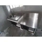 訂做 水泥不銹鋼流理台二合一(白色壁磚) 爐台72cm+左/右洗平台100cm，總長172公分